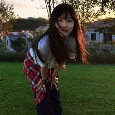剧场前